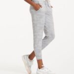 camuflagem urze pálida jogger de desempenho - longo mulheres Vuori 68NJ8J302 roupas