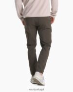 orégano escuro calça chino cascata tech homens Vuori 68NJ8J830 roupas - Image 4