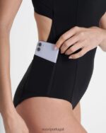 preto duna uma peça mulheres Vuori 68NJ8J381 roupas - Image 3