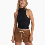 preto tanque de pescoço de funil de enseada mulheres Vuori 68NJ8J33 roupas