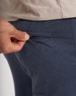urze azul jogger ponto performance homens Vuori 68NJ8J872 roupas - Image 5