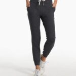 urze de carvão corredor de desempenho mulheres Vuori 68NJ8J290 roupas