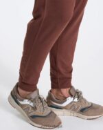 urze de cedro jogger ponto performance homens Vuori 68NJ8J871 roupas - Image 6